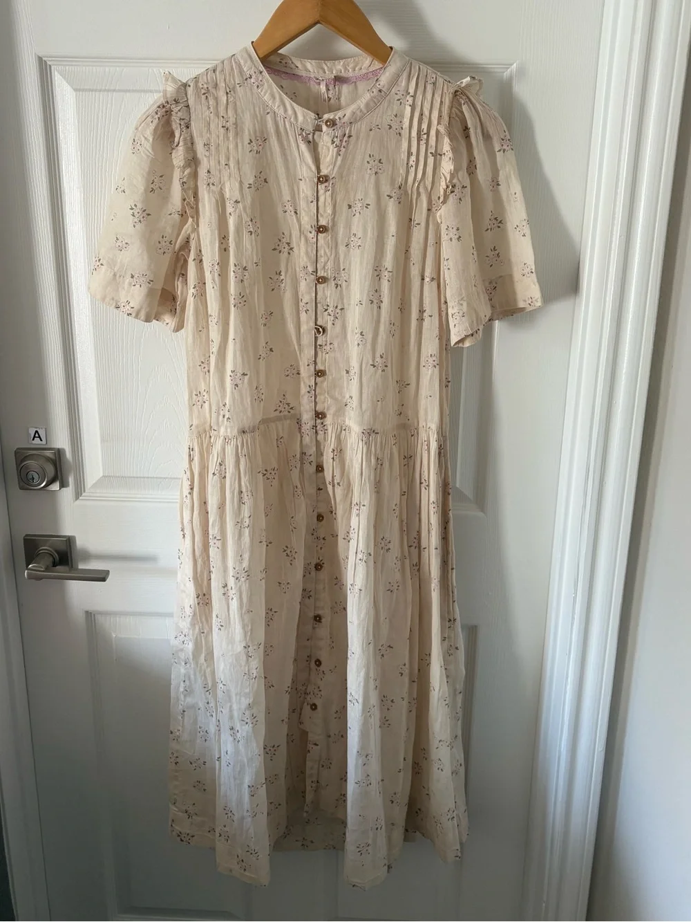 Free People light cream